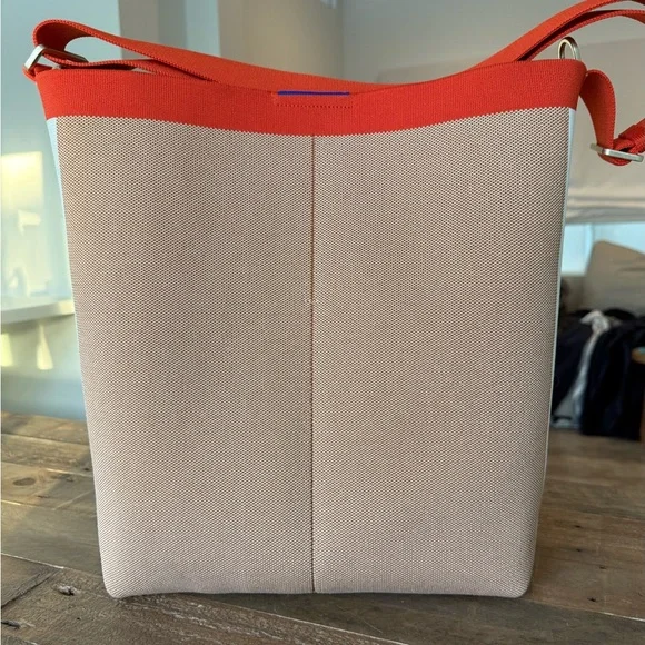 EUC Rothy’s The Bucket Bag Orange | Tan | Cream - Picture 2 of 4